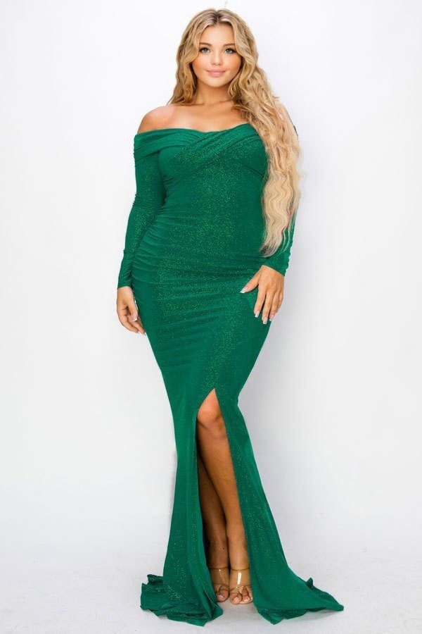 Introducing our Plus Long Sleeve Off Shoulder Night Party Maxi Dress—a glamorous and captivating addition to your wardrobe. This stunning dress effortlessly combines opulent style and comfort, ensuring you stand out at any nighttime event. Each piece undergoes meticulous stitching and quality checks to meet the highest standards.